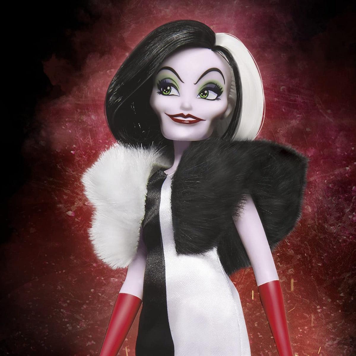 Disney Fashion Doll - Crudelia - Image 4