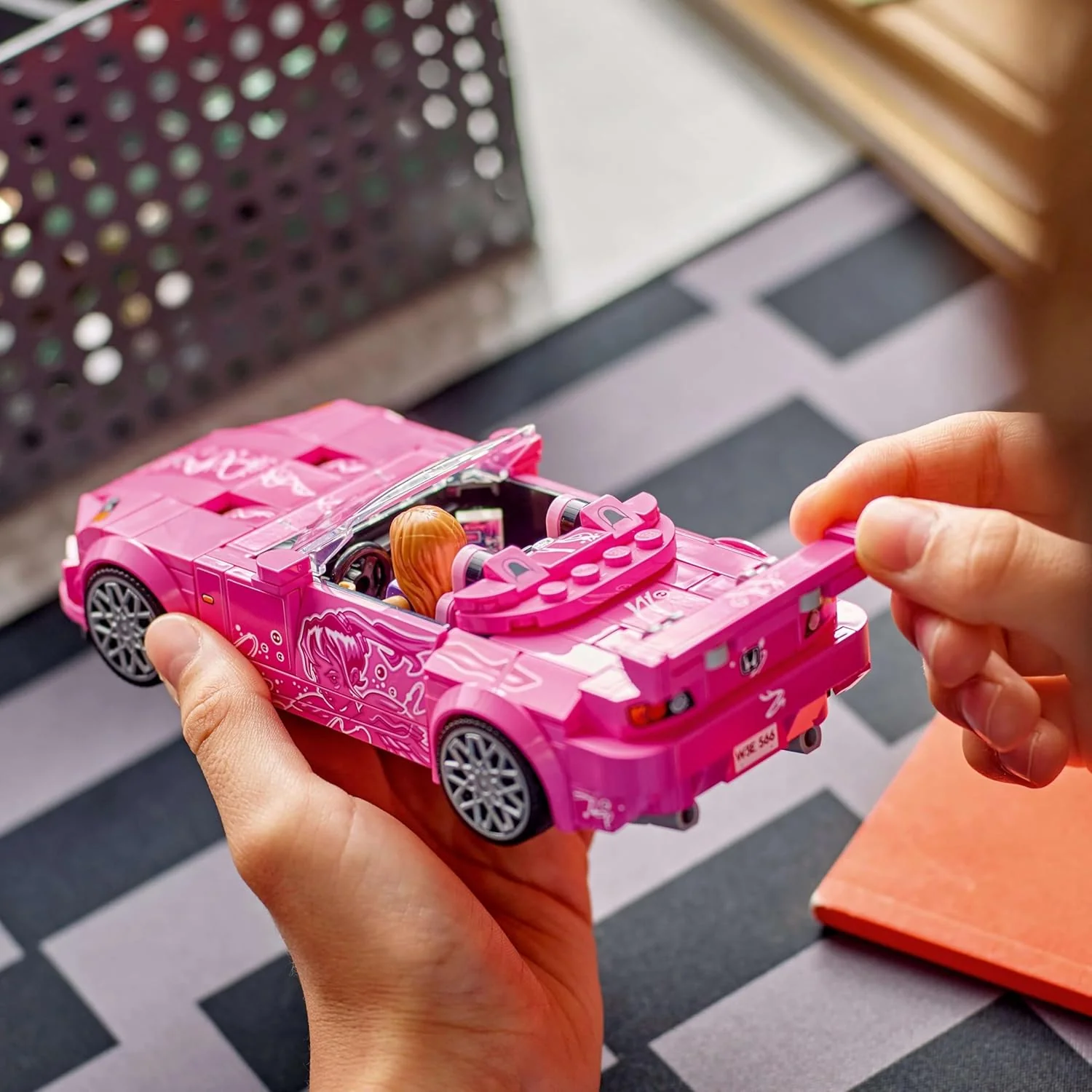 Lego Speed Champions - 2 Fast 2 Furious Honda S2000 (77241) - Image 4