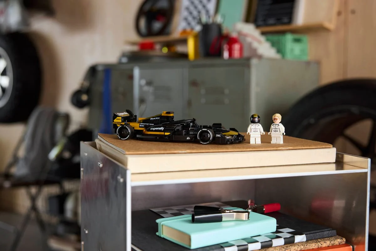 Lego Speed Champions - Auto da corsa Team APXGP di F1 Il film - Image 5