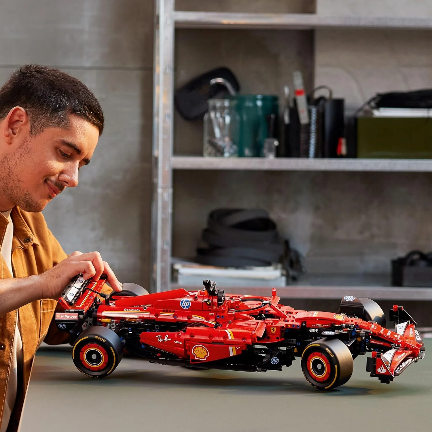 Lego Technic - Monoposto F1 Ferrari SF-24 42207 - Image 2